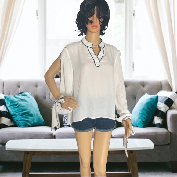 Long Sleeves White Blouse - Picture 10 of 17